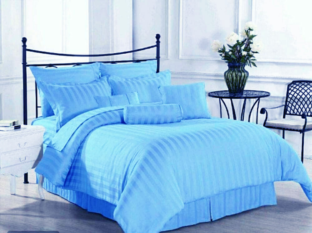 UPNEJA V HANDLOOM Plain Striped Double bedsheet with Two pillow covers (230 x 250 cms)